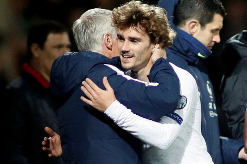 Deschamps et Griezmann. (Reuters) Deschamps et Griezmann. (Reuters)