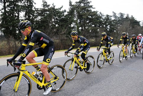 L'équipe Direct Energie est en quête d'une nouvelle invitation pour le Tour de France. L'équipe Direct Energie est en quête d'une nouvelle invitation pour le Tour de France.