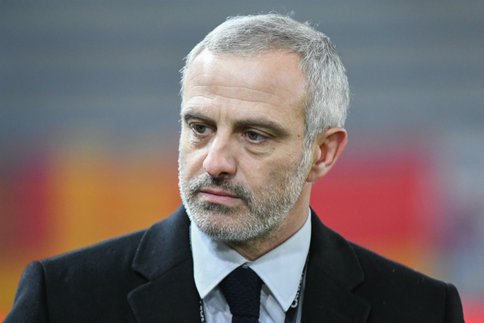Alain Roche. Alain Roche.