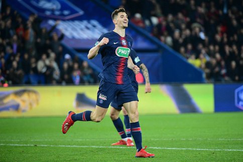 Thomas Meunier. Thomas Meunier.