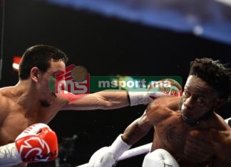 SM le Roi félicite Nordine Oubaali, sacré champion du monde WBC des poids coq