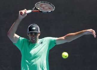 Isner éliminé en 4 jeux décisifs, Dimitrov qualifié
