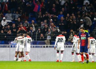 L’OL ne lâche rien