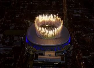 Le nouveau stade impressionnant de Tottenham filmé par un drone