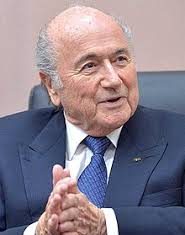 Garde à vue de Platini ; Blatter «  totalement surpris »