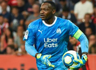 Quand Deschamps félicite Mandanda pour son poids