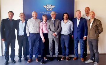 Réunion entre la fim , la fia et les organisateurs, parmi eux, castera organisateur du rallye du Maroc.