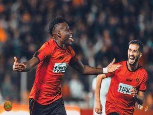 Coupe de la CAF (1/16e de finale bis retour ) : la Renaissance de Berkane en phase de poules aux dépens du Fosa Juniors (5-0)