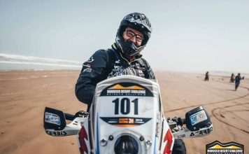 Harite Gabari au départ du Morocco Desert Challenge