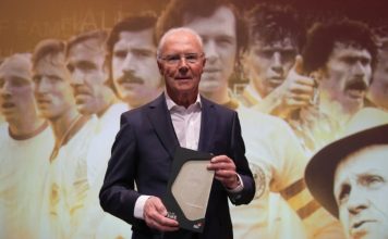 Beckenbauer assistera au prochain match à huis clos du Bayern