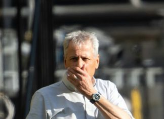 Bundesliga : Favre coupe court aux rumeurs sur son départ de Dortmund