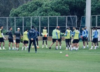 الرجاء يبرمج وديات جديدة