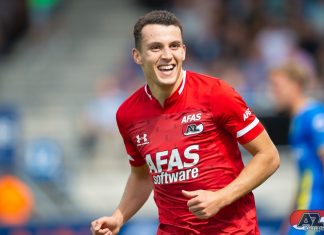 ألكمار يتشبث بأسامة الإدريسي و نابولي يسعى للظفر بخدماته