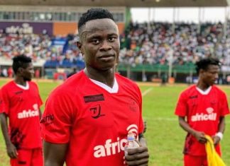 هداف سيراليون على طاولة الرجاء