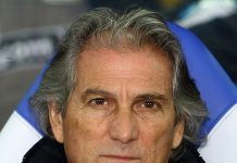 مدرب الأهلي المصري السابق يتوقع تخطي الأحمر لعقبة الوداد بالمسابقة القارية