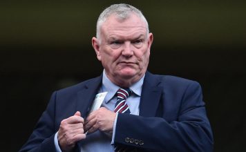 Le président de la Fédération anglaise de football contraint de démissionner après des propos racistes