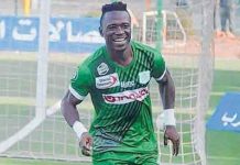 سايمون مسوفا ودادي لأربع سنوات