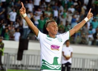 Mercato : Soufiane Rahimi dans le viseur de pyramids