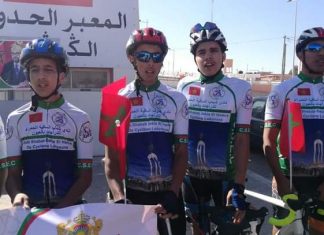 الدراجة المغربية تجوب منطقة “الكركرات” وتنظم سباقا استعراضيا