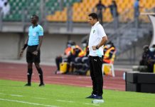 كورونا تربك الحسين عموتة قبل مباراة أوغندا