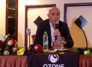 بالصور: المغرب الفاسي يقدم مدربه الجديد