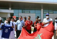 بالصور: سلفيات و ورود في استقبال المنتخب المغربي في موريتانيا