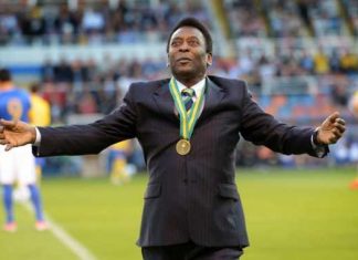 Comme Maradona, Pelé va avoir un stade à son nom