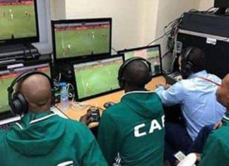 غياب VAR يؤرق الوداد والرجاء