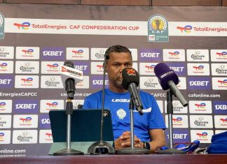 الندوة الصحفية للسعد الشابي مدرب الرجاء و أمير الحداوي الحارس الثالث للفريق قبل نهائي الغد