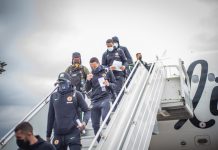 بالصور: وصول فريق كايزر شيفس لمواجهة فريق الوداد الرياضي