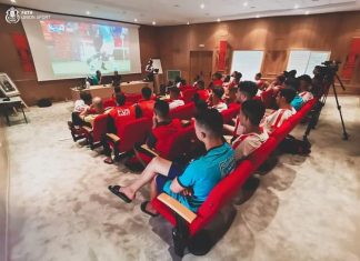 الصورة تتحدث، الفتح يعقد لقاء تكوينيا مع الحكام