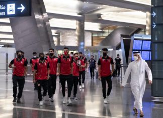 الأحمر البحريني يصل إلى الدوحة استعدادا لمواجهة الكويت بالتصفيات المؤهلة لكأس العرب FIFA قطر 2021™