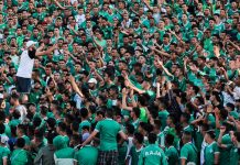 جماهير الرجاء تثور في وجه المكتب المسير من جديد