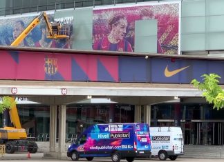 Vidéo. Le FC Barcelone a retiré l’affiche de Lionel Messi du Camp Nou.