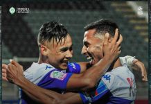 الرجاء الرياضي يعود بثلاث نقاط ثمينة من برشيد في الجولة الأولى من البطولة الاحترافية