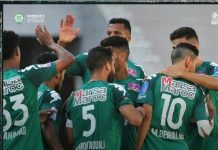 الرجاء الرياضي يعود بفوز ثمين من ملعب طنجة الكبير