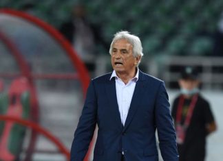 خاليلوزيتش يفجرها: “بعض اللاعبين يمارسون الابتزاز”