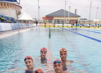 المنتخب المغربي للسباحة يتألق بأكرا