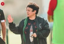 بالصور …رئيسة الفتح بملعب التداريب لتحفيز اللاعبين