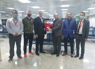 بالصور سفير المغرب بتونس يستقبل بعثة الجيش الملكي