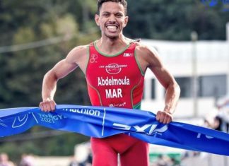 Jawad Abdelmoula s’illustre au Triathlon de Dakhla
