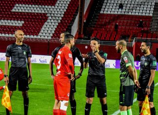 مباراة الفتح الرياضي والدفاع الحسني الجديدي تنتهي بالتعادل الإيجابي