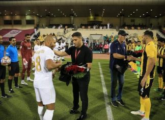 السفري يحتفي بلاعبي المنتخب الجزائري