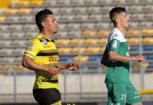 المغرب الفاسي يفرض التعادل على الرجاء في آخر الدقائق