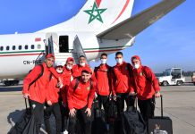 بالصور…وفد المنتخب المغربي يغادر أرض الوطن متوجها للكاميرون