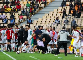 إيقاف بوفال وشاكلا لمبارتين وغرامة مالية للجامعة الملكية المغربية لكرة القدم