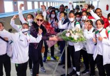 بالصور ..استقبال متميز للمنتخب الوطني النسوي لكرة القدم بطل إفريقيا بالكونغو