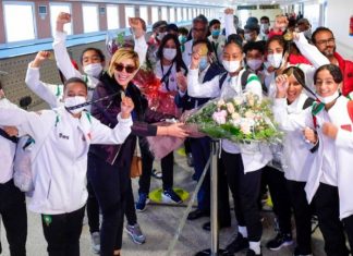 بالصور ..استقبال متميز للمنتخب الوطني النسوي لكرة القدم بطل إفريقيا بالكونغو