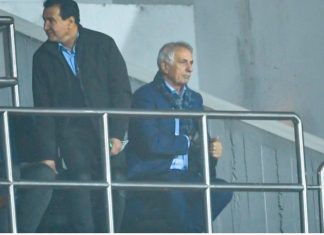 خاليلوزيتش يتابع مباراة الرجاء