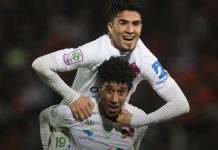 رفقة مدربه الجديد..الرجاء يعود من بركان بثلاث نقاط ثمينة